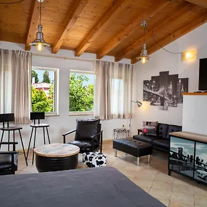 apartments-studio-rovinj.in-istria.net/